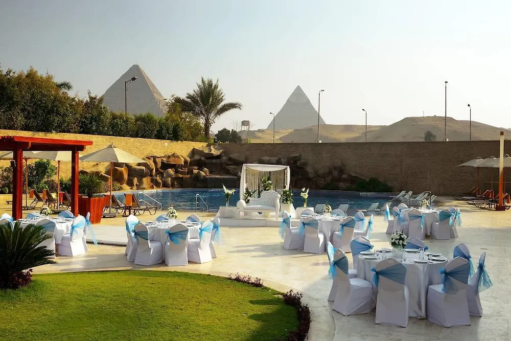 Le Meridien Pyramids Hotel & Spa-1